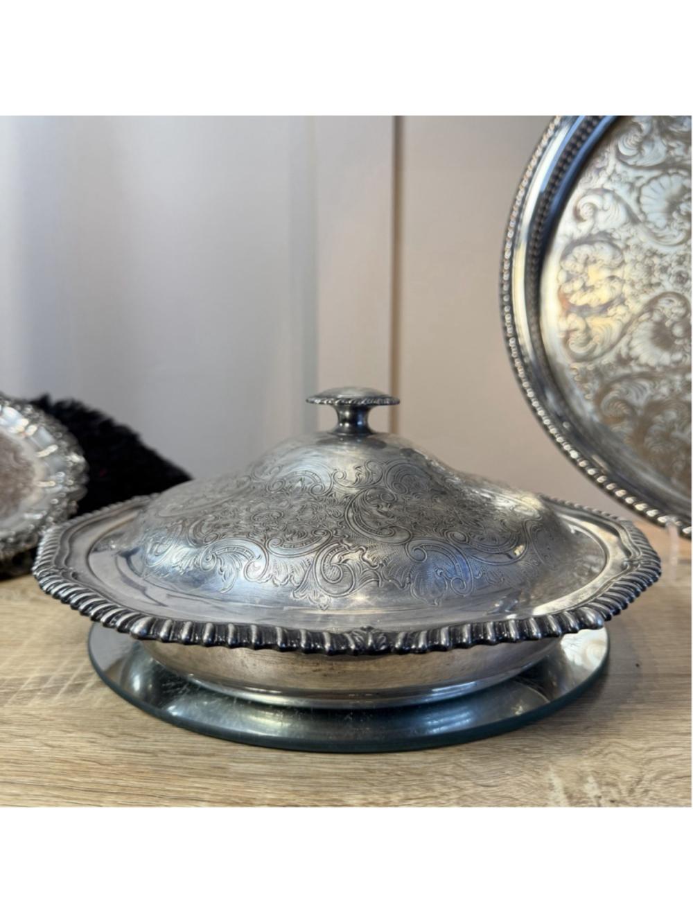 BARKER ELLIS SILVER PLATE BOWL LID THREE CAMPARTMENTS MENORAH HALLMARK CIRCA